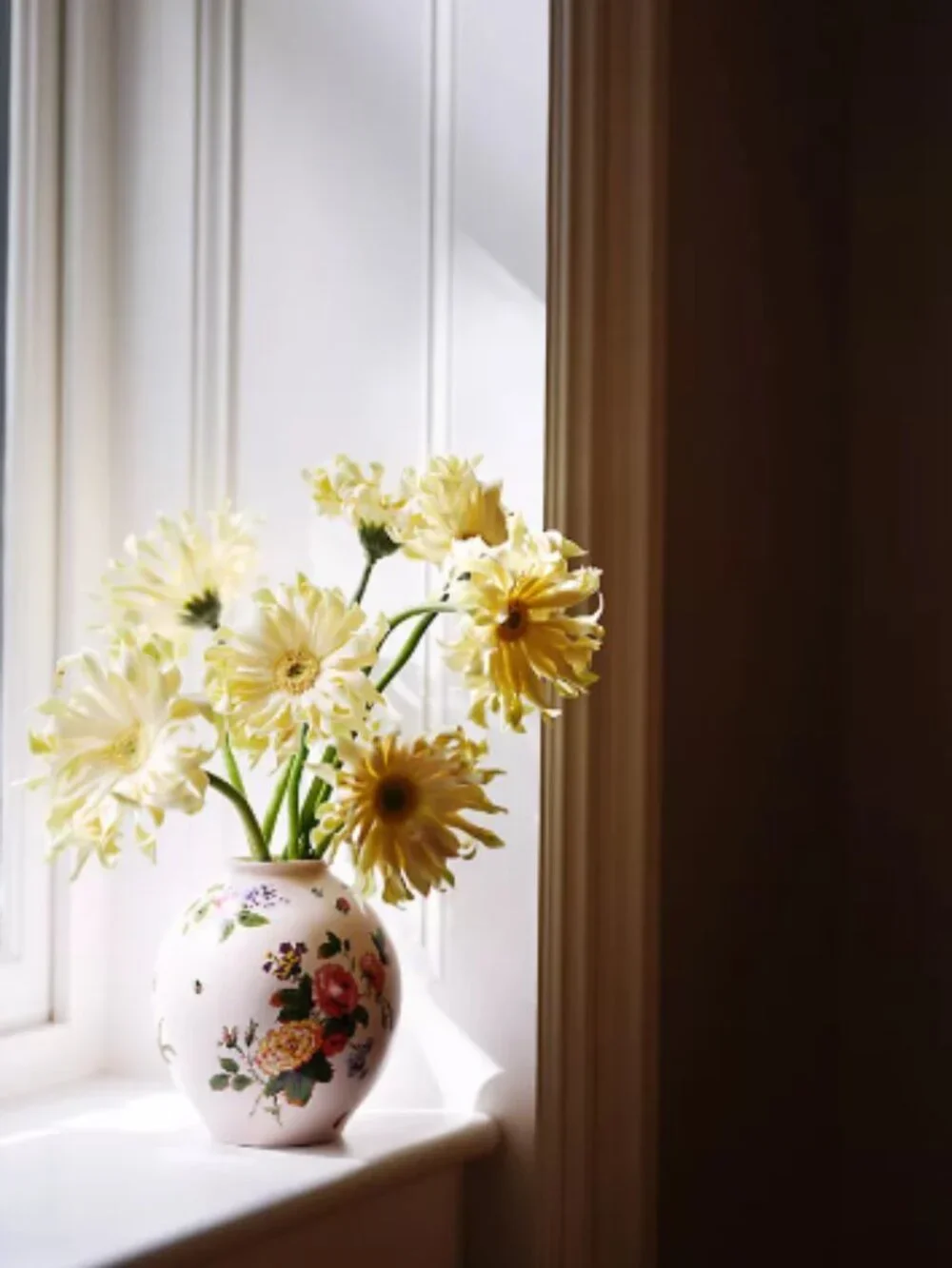 NIB Anthropologie Camille Floral Ceramic Vase